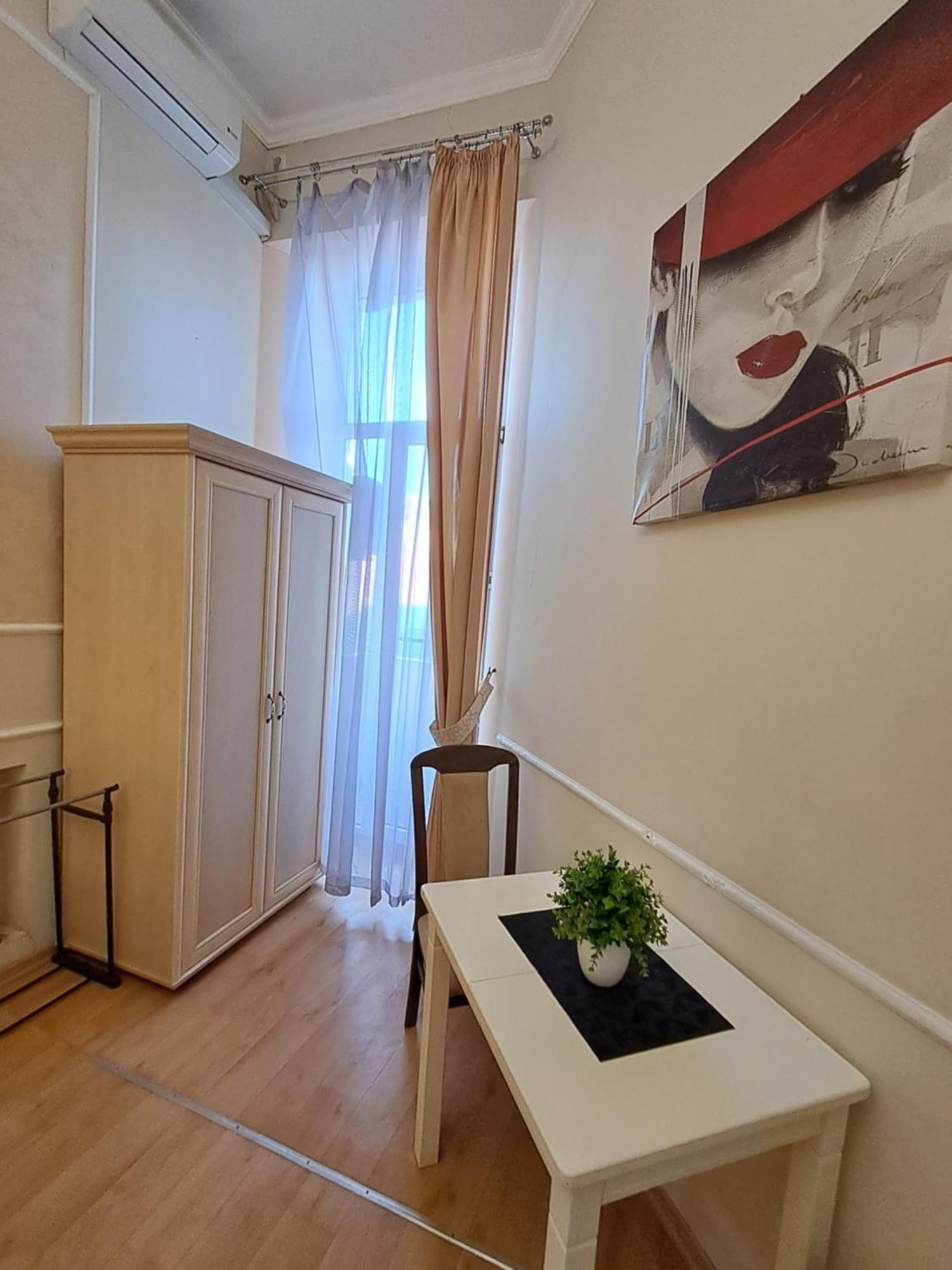 Apartment On Sumskaya 46 "Central Residence" Kharkov Ngoại thất bức ảnh