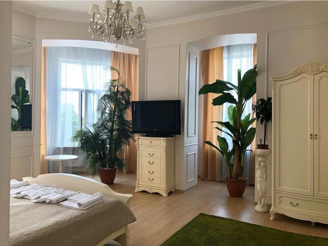 Apartment On Sumskaya 46 "Central Residence" Kharkov Ngoại thất bức ảnh