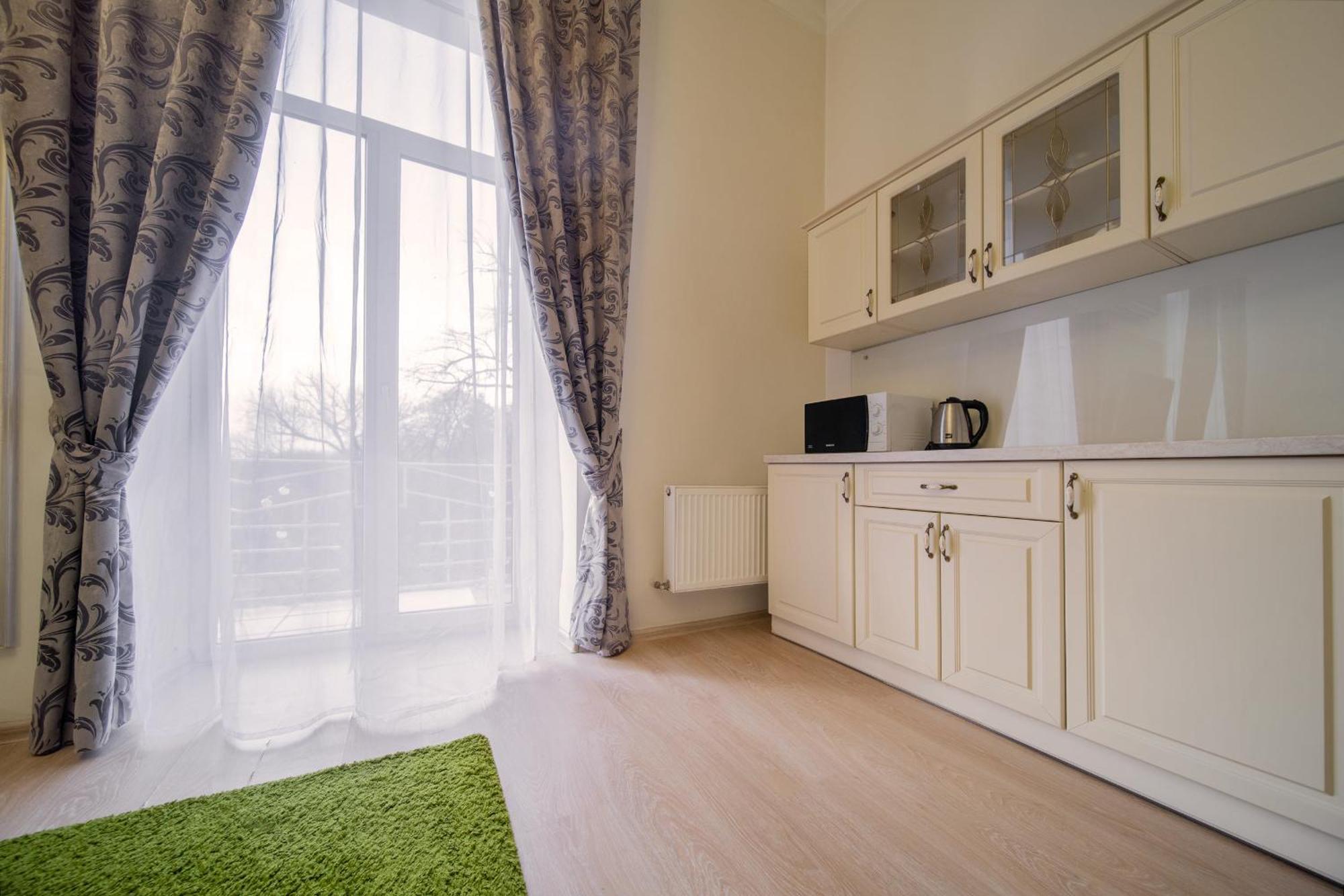 Apartment On Sumskaya 46 "Central Residence" Kharkov Ngoại thất bức ảnh