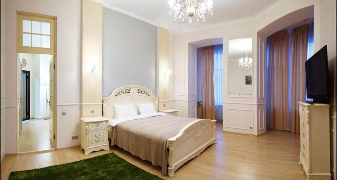 Apartment On Sumskaya 46 "Central Residence" Kharkov Ngoại thất bức ảnh