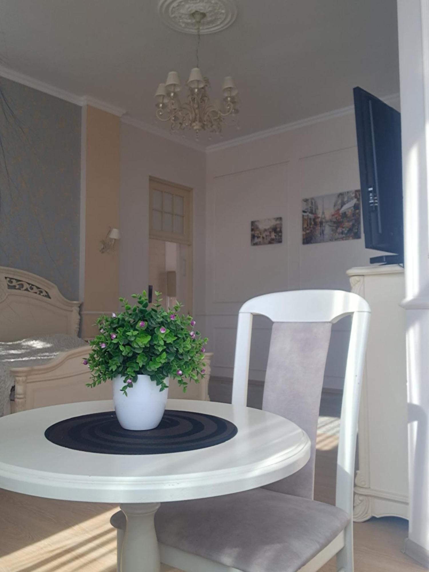 Apartment On Sumskaya 46 "Central Residence" Kharkov Ngoại thất bức ảnh
