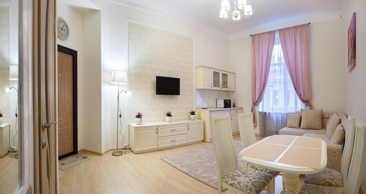 Apartment On Sumskaya 46 "Central Residence" Kharkov Ngoại thất bức ảnh